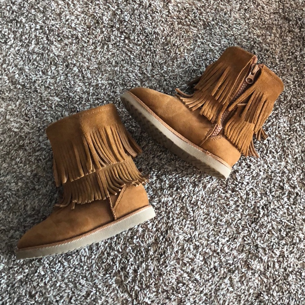 Cat & Jack fringe boots